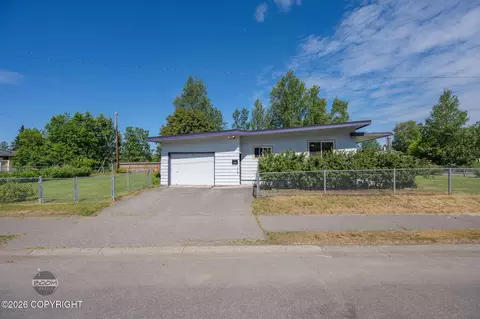 1614 Wolverine St, Anchorage, AK 99504