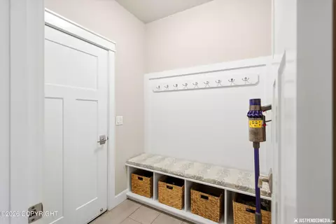 Entry Way - 2909 Morgan Loop, Anchorage, AK 99516 photo 7 of 10