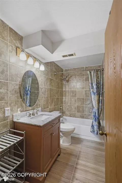 Bath - 12457 Crested Butte Dr, Eagle River, AK 99577 photo 4 of 4