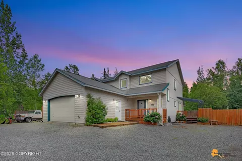 3441 N Seagull Dr, Palmer, AK 99645