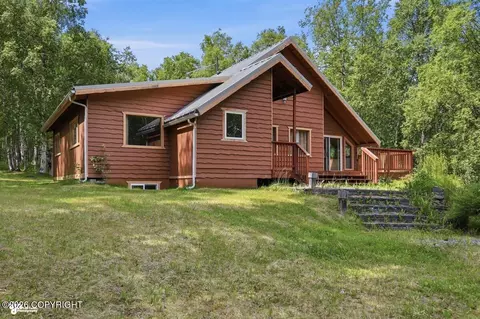 524 N Kimberly St, Wasilla, AK 99654
