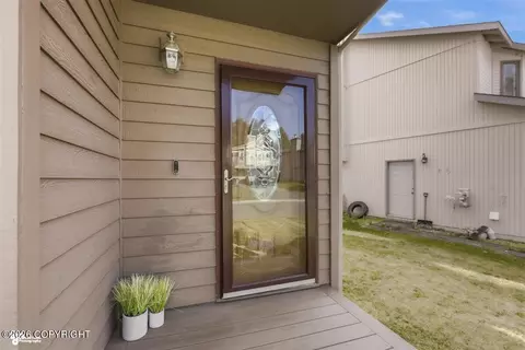 3861 Reflection Dr, Anchorage, AK 99504 photo 4