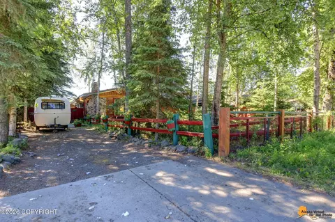 Exterior - 3220 E 40th Ave, Anchorage, AK 99508 photo 6 of 6