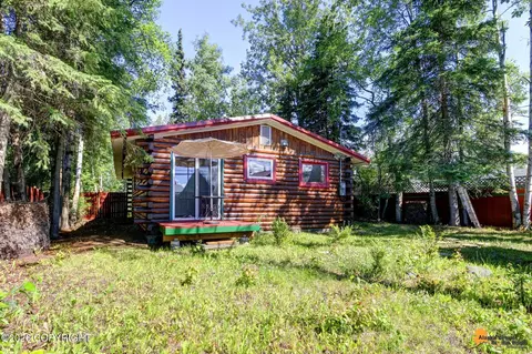Exterior - 3220 E 40th Ave, Anchorage, AK 99508 photo 4 of 6