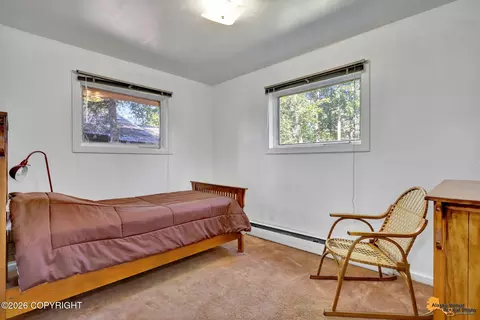 Bedroom - 3220 E 40th Ave, Anchorage, AK 99508 photo 1 of 4