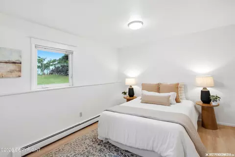 Bedroom - 3106 Wiley Post Ave, Anchorage, AK 99517 photo 5 of 8
