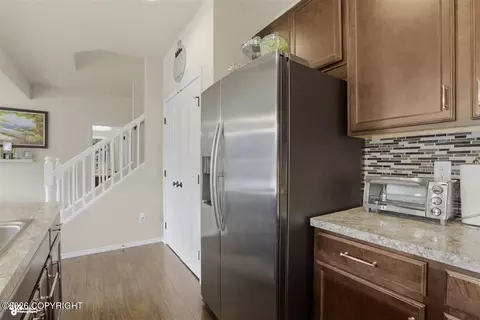 Kitchen - 3195 Morgan Loop, Anchorage, AK 99516 photo 4 of 6