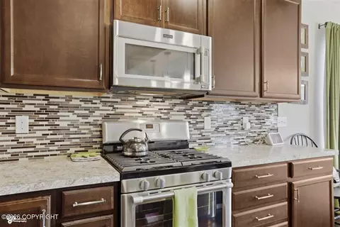 Kitchen - 3195 Morgan Loop, Anchorage, AK 99516 photo 3 of 6