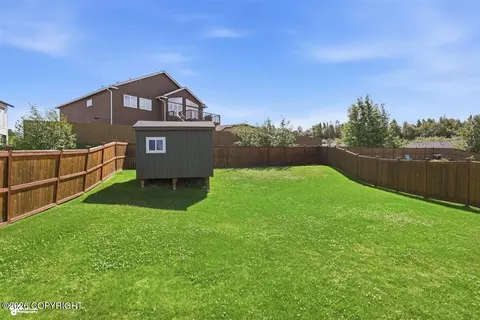 Exterior - 3195 Morgan Loop, Anchorage, AK 99516 photo 6 of 11