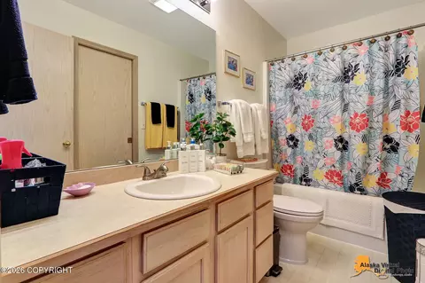 3741 Sycamore Loop, Anchorage, AK 99504 photo 11
