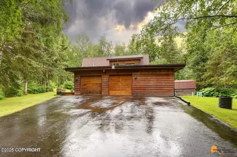 13345 Ridgewood Cir, Anchorage, AK 99516