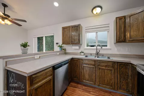 Kitchen - 12121 Winter Park Pl, Eagle River, AK 99577 photo 3 of 5