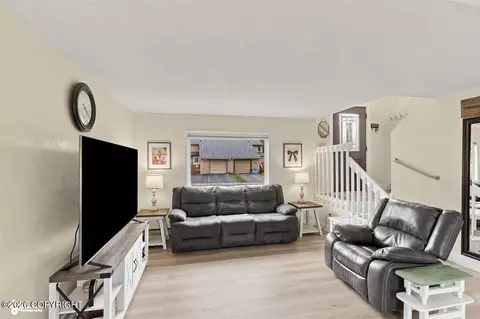 3520 Telstar Cir, Anchorage, AK 99517