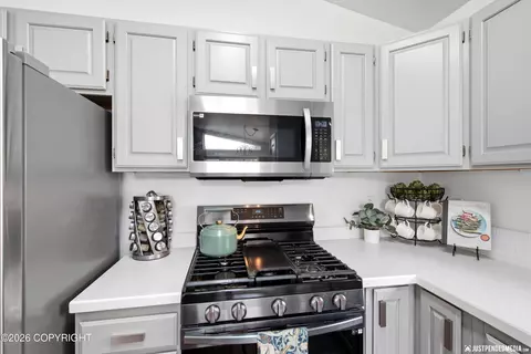 3902 Reflection Dr, Anchorage, AK 99504 photo 8