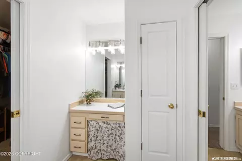 3902 Reflection Dr, Anchorage, AK 99504 photo 19