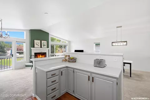 3902 Reflection Dr, Anchorage, AK 99504 photo 10
