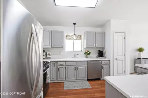Kitchen - 3902 Reflection Dr, Anchorage, AK 99504 photo 1 of 4