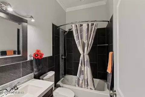 Bath - 11330 Steeple Dr, Eagle River, AK 99577 photo 8 of 10
