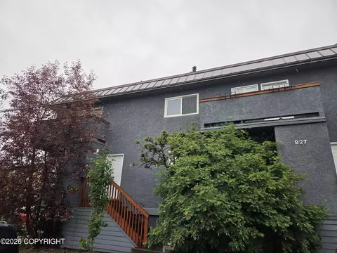 927 Juneau St #6, Anchorage, AK 99501