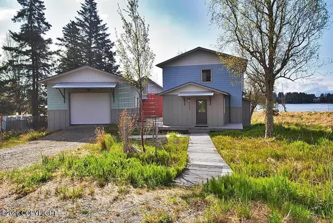 1241 Iris Ct, Homer, AK 99603