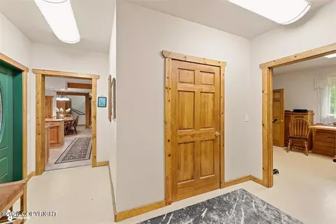 Entry Way - 38215 Robinson Loop Rd, Sterling, AK 99672 photo 2 of 6