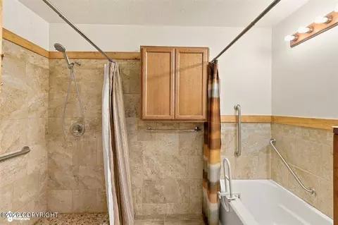 Bath - 38215 Robinson Loop Rd, Sterling, AK 99672 photo 2 of 6