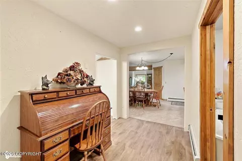 Entry Way - 38215 Robinson Loop Rd, Sterling, AK 99672 photo 5 of 6