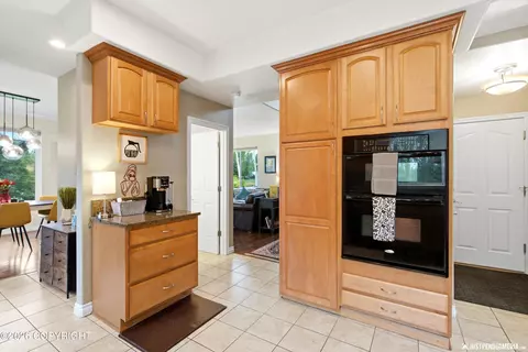 Kitchen - 22502 Sambar Loop, Chugiak, AK 99567 photo 3 of 4