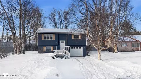 240 N Irene St, Palmer, AK 99645