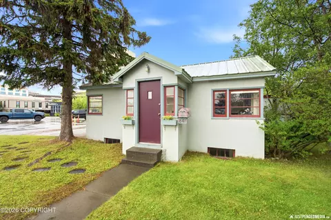 841 I St, Anchorage, AK 99501 photo 3