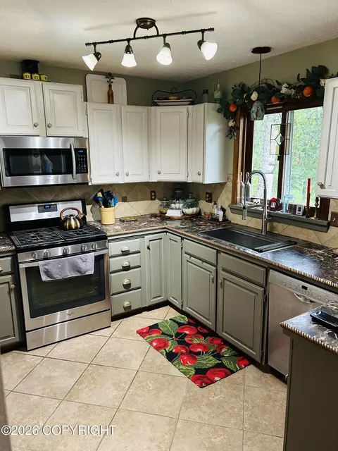 Kitchen - 23627 Dolly Ave, Chugiak, AK 99567 photo 1 of 3