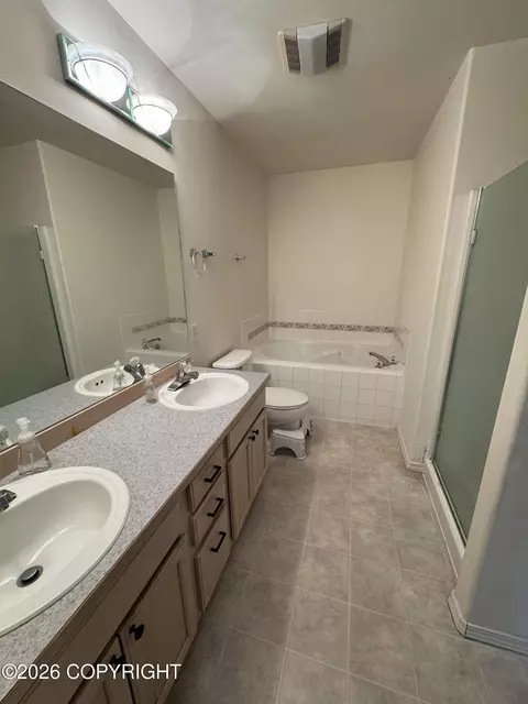 Bath - 2115 Casey Cusack Loop, Anchorage, AK 99515 photo 2 of 3