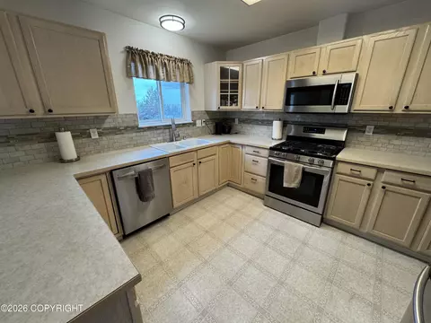 Kitchen - 2115 Casey Cusack Loop, Anchorage, AK 99515 photo 4 of 4
