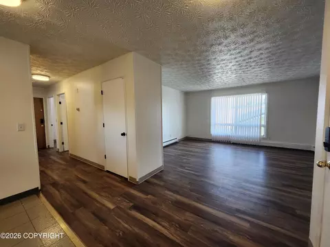 Living - 3925 E 9th Ave, Anchorage, AK 99508 photo 5 of 7