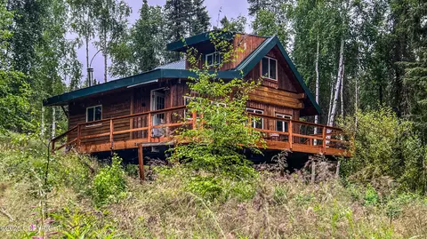 1805 Himilaya Rd, Fairbanks, AK 99712