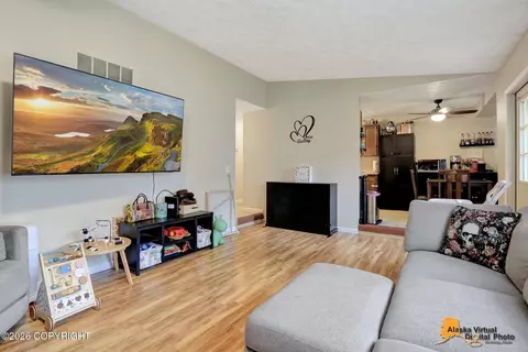 Living - 16306 Killington Ct, Eagle River, AK 99577 photo 2 of 4