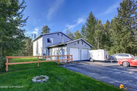 7080 W Knox Dr, Wasilla, AK 99623