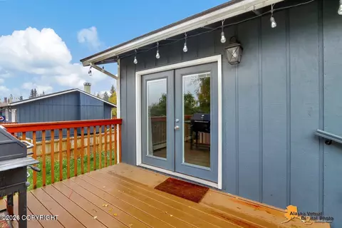 Exterior - 17824 Kantishna Dr, Eagle River, AK 99577 photo 8 of 13