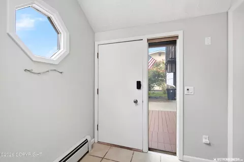 Entry Way - 1935 Orca Pl, Anchorage, AK 99501 photo 2 of 8