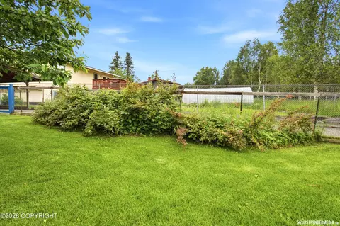 Exterior - 1935 Orca Pl, Anchorage, AK 99501 photo 7 of 18