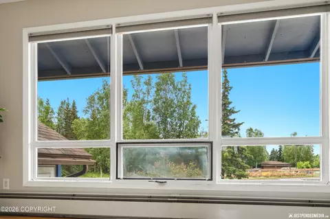 Living - 1935 Orca Pl, Anchorage, AK 99501 photo 3 of 5