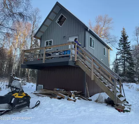 27664 S Aurora Lake Rd, Trapper Creek, AK 99683