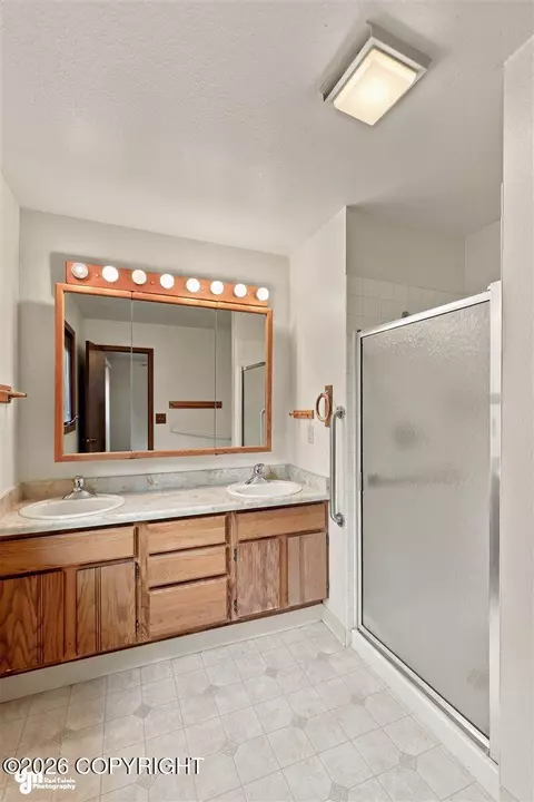 Bath - 19605 Pribilof Loop, Eagle River, AK 99577 photo 4 of 7