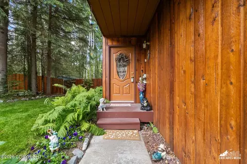 18850 S Kanaga Loop, Eagle River, AK 99577 photo 3