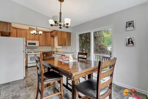 19509 Third St, Eagle River, AK 99577 photo 9