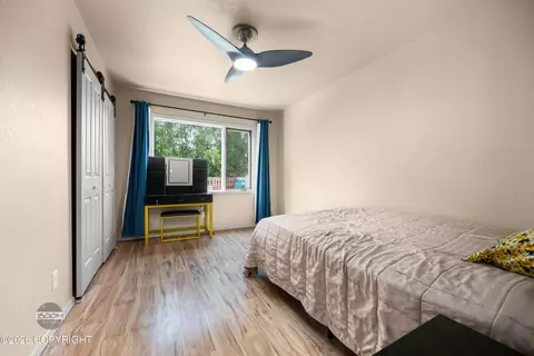 Bedroom - 10036 Caribou St, Eagle River, AK 99577 photo 4 of 5