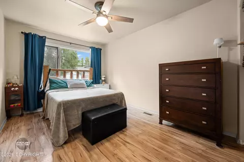 Bedroom - 10036 Caribou St, Eagle River, AK 99577 photo 5 of 5