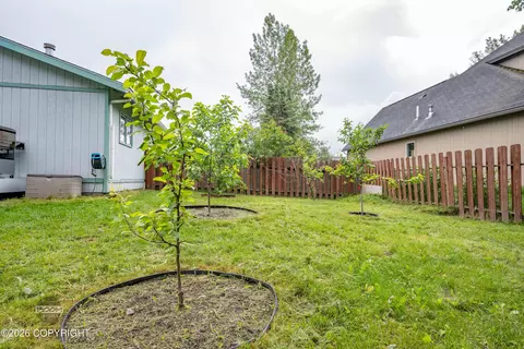 Exterior - 10036 Caribou St, Eagle River, AK 99577 photo 18 of 23