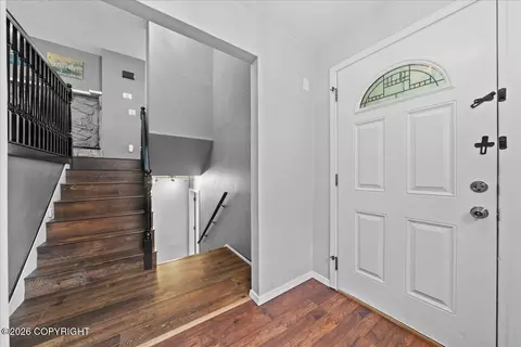 Entry Way - 16038 Mammoth Cir, Eagle River, AK 99577 photo 2 of 4