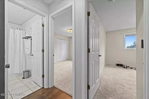 Entry Way - 16038 Mammoth Cir, Eagle River, AK 99577 photo 4 of 4